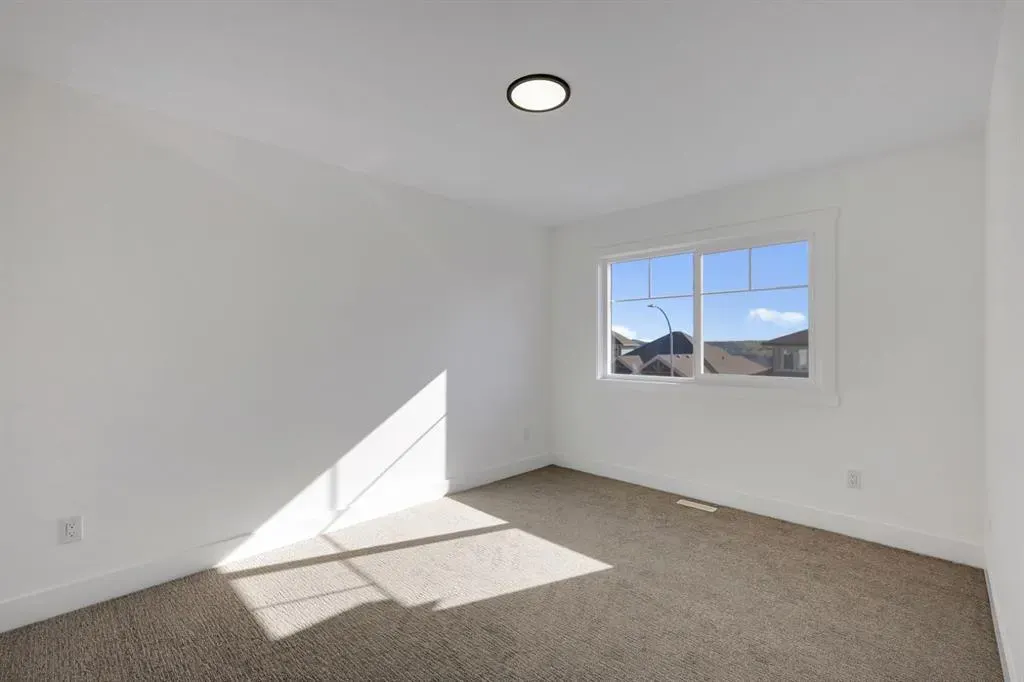 27 Heritage Close