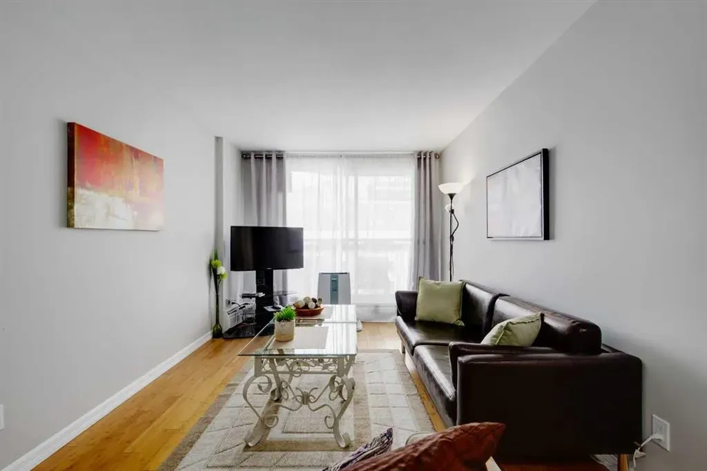 340 14 Avenue SW #706