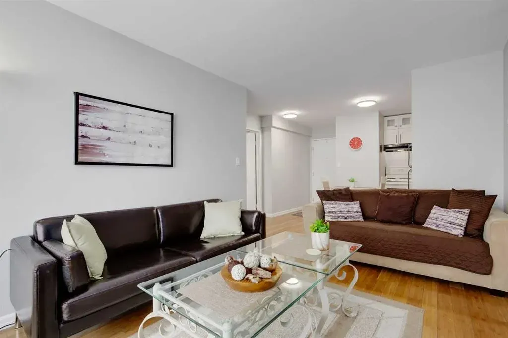340 14 Avenue SW #706