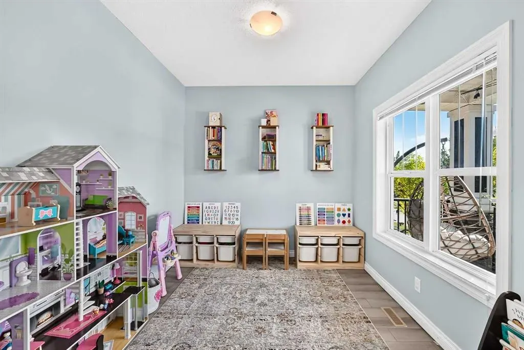 10 Reunion Grove NW