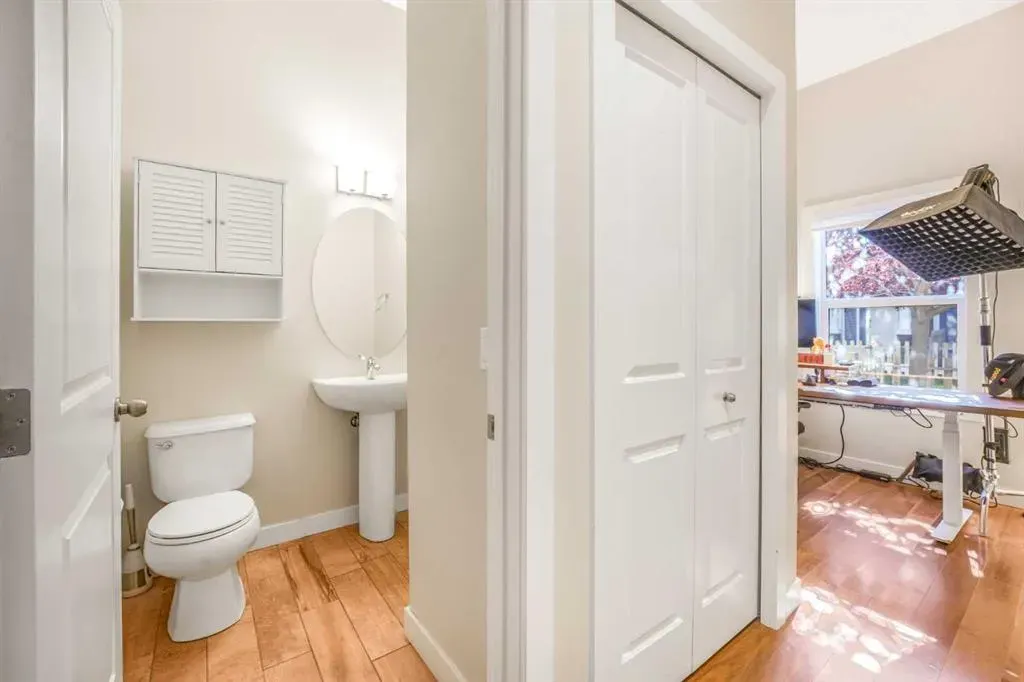 2802 KINGS HEIGHTS Gate SE #162