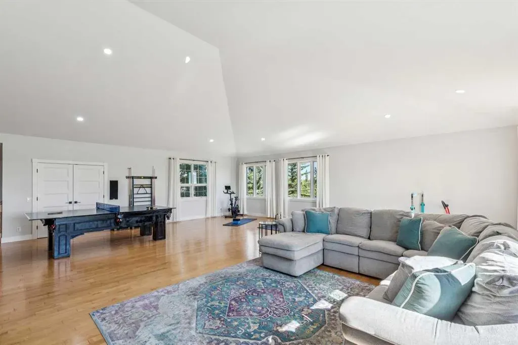 79 Country Lane