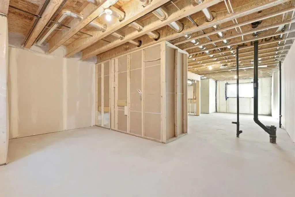 225 Vantage Drive