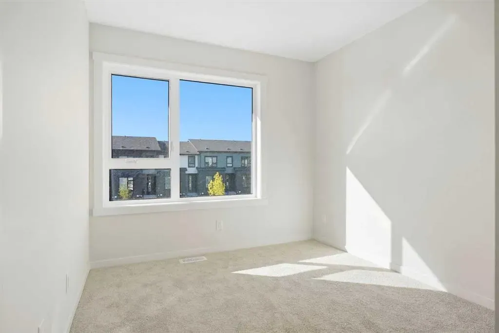 225 Vantage Drive