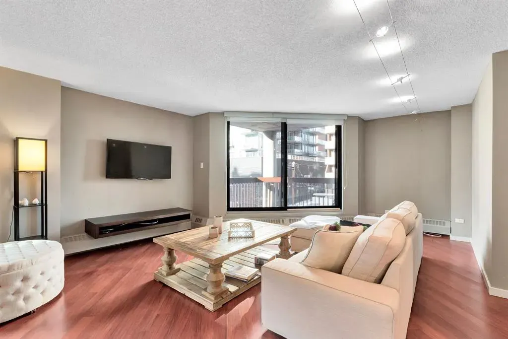 1304 15 Avenue SW #340