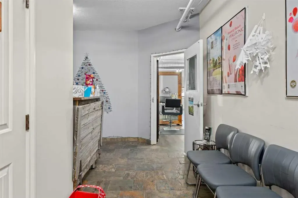 14 Crystalridge Drive #200