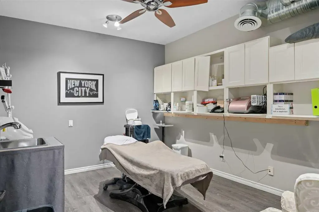 14 Crystalridge Drive #200