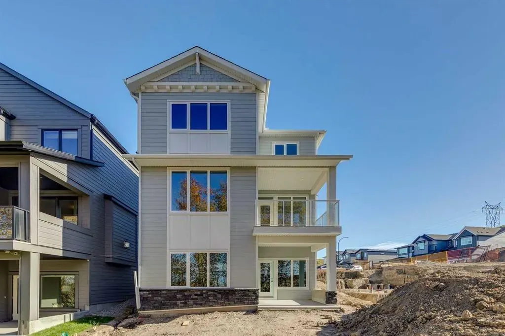 105 Osprey Hill Way SW