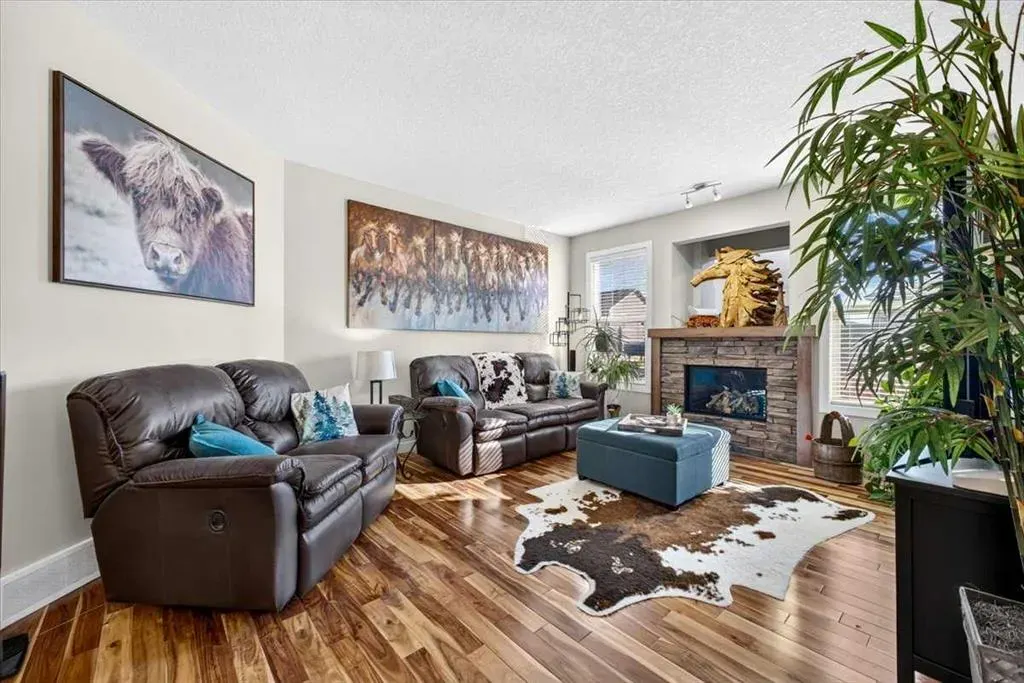 134 Hanson Drive NE