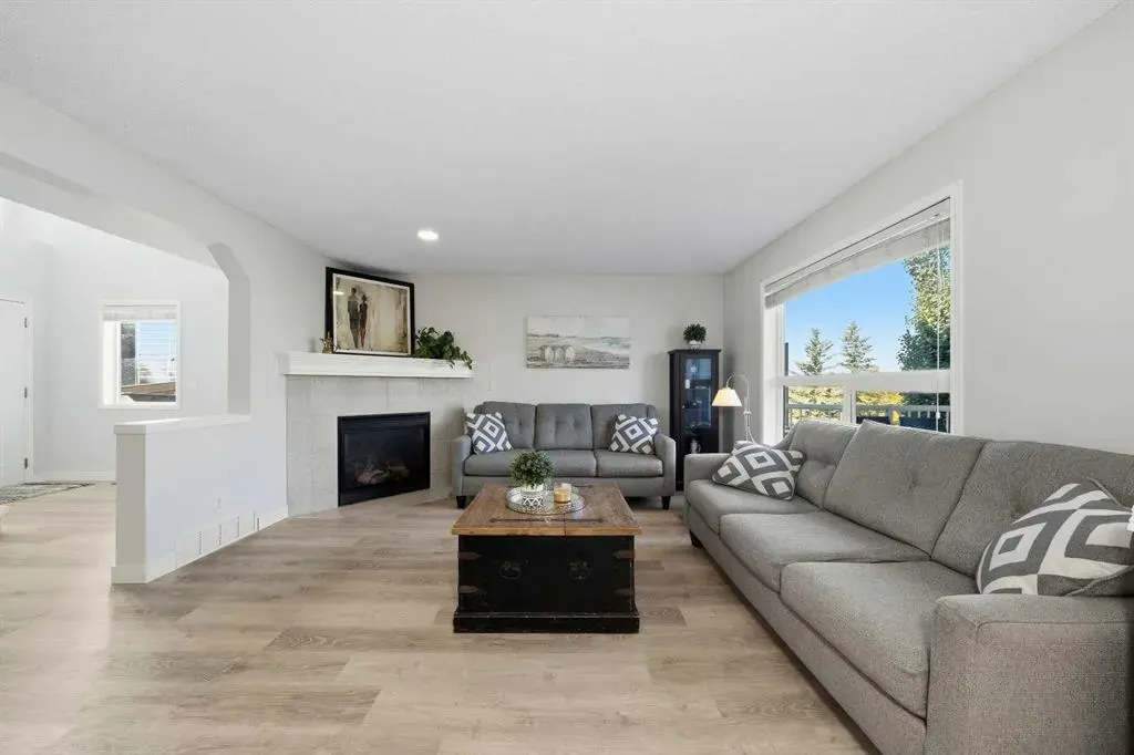 15 Tuscany Reserve Bay NW