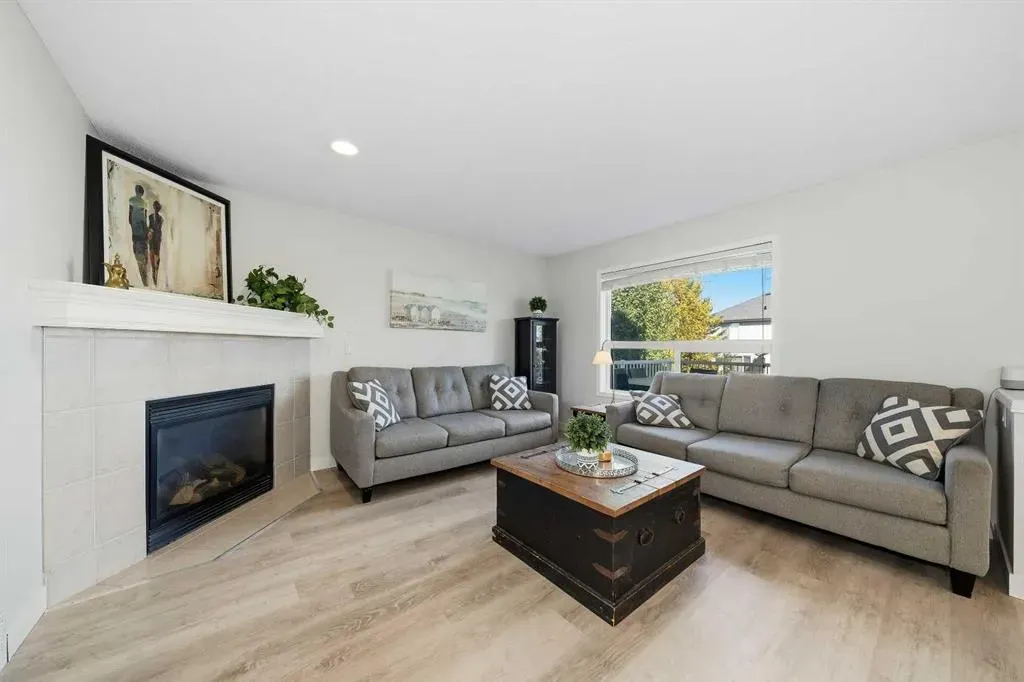 15 Tuscany Reserve Bay NW