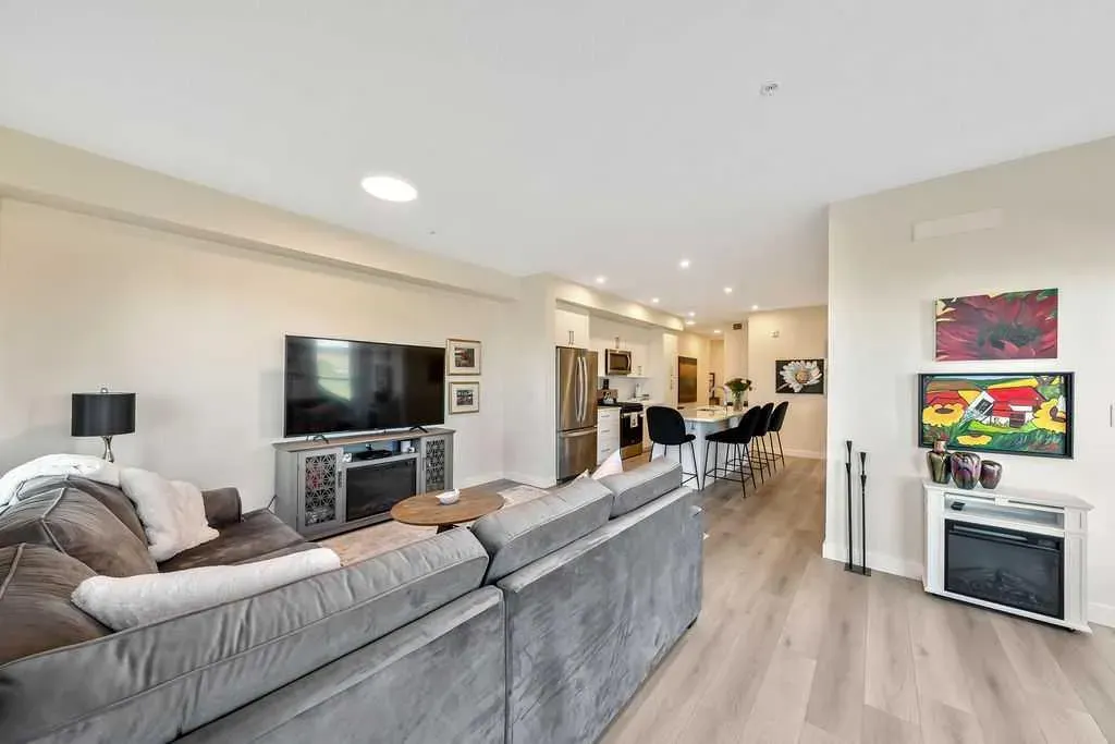 100 Banister Drive #2305
