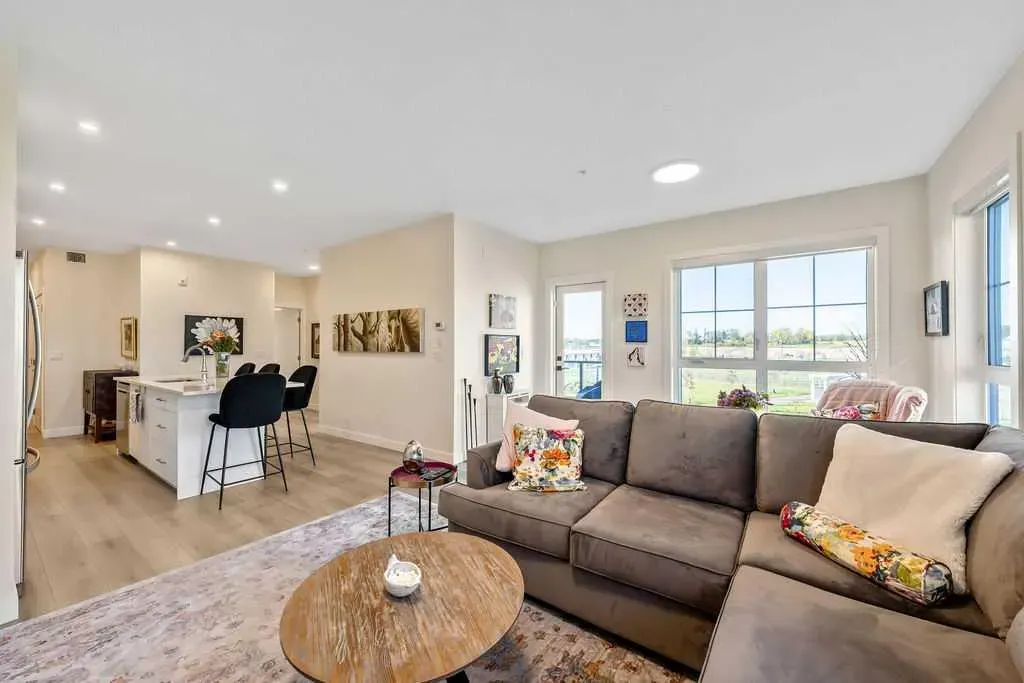 100 Banister Drive #2305