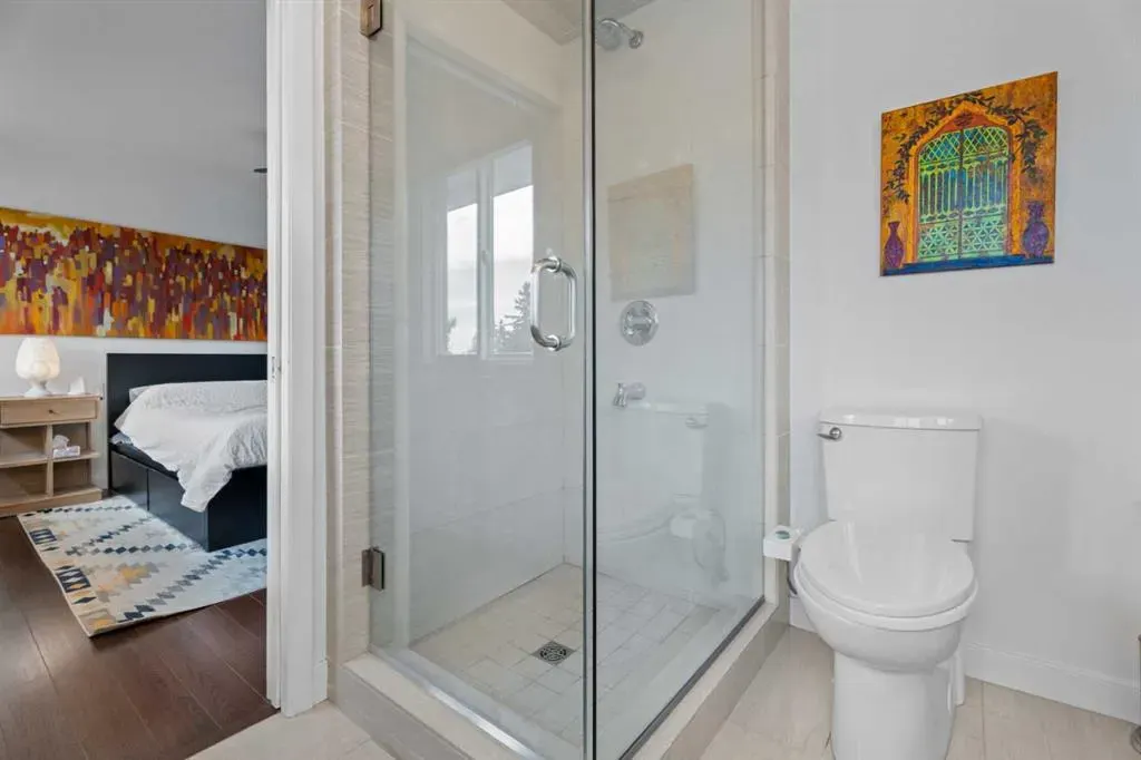 135 Cantree Place SW