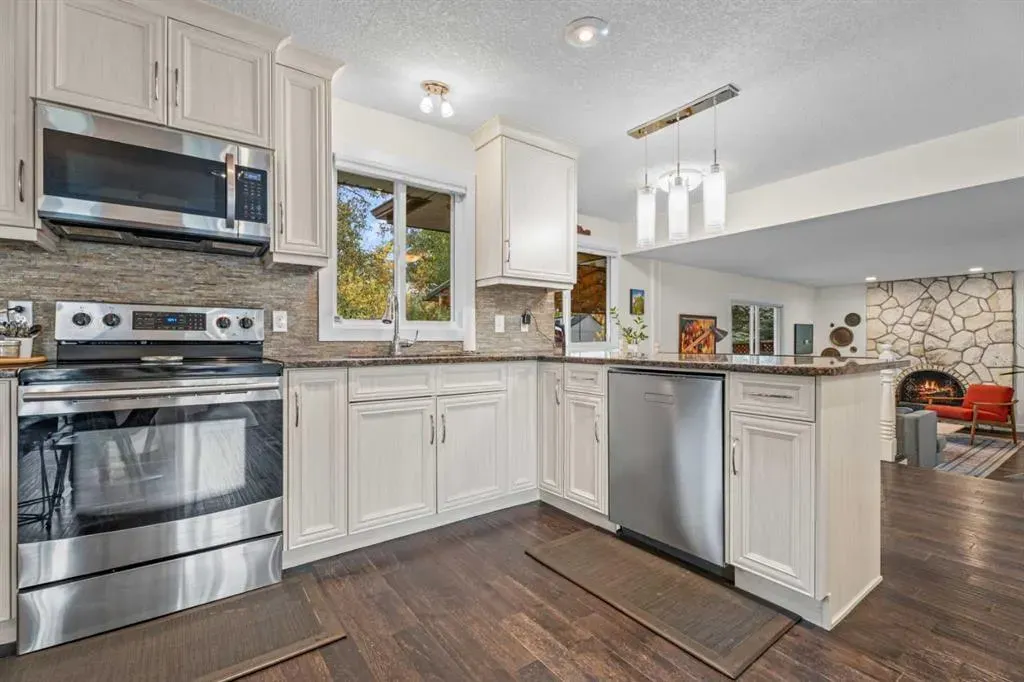 135 Cantree Place SW