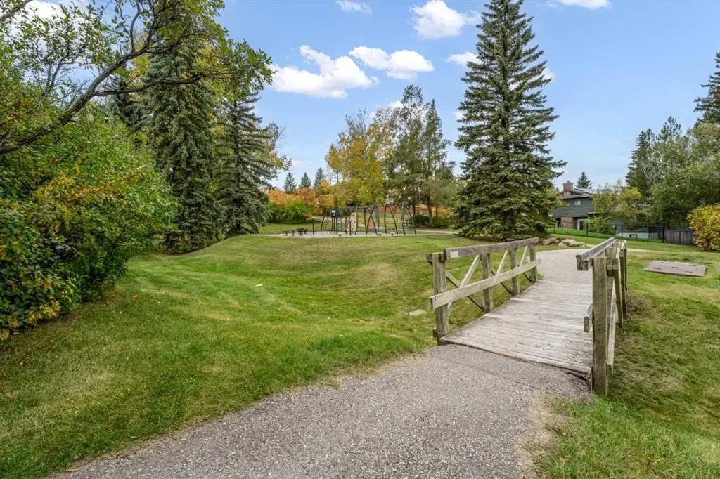 135 Cantree Place SW
