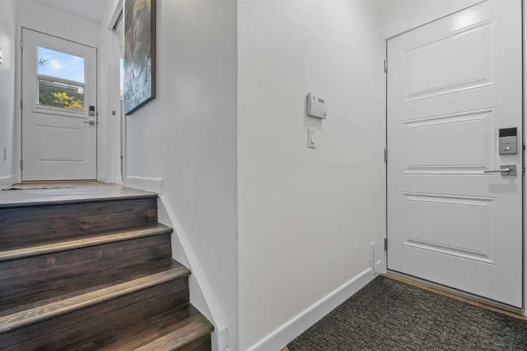 135 Cantree Place SW