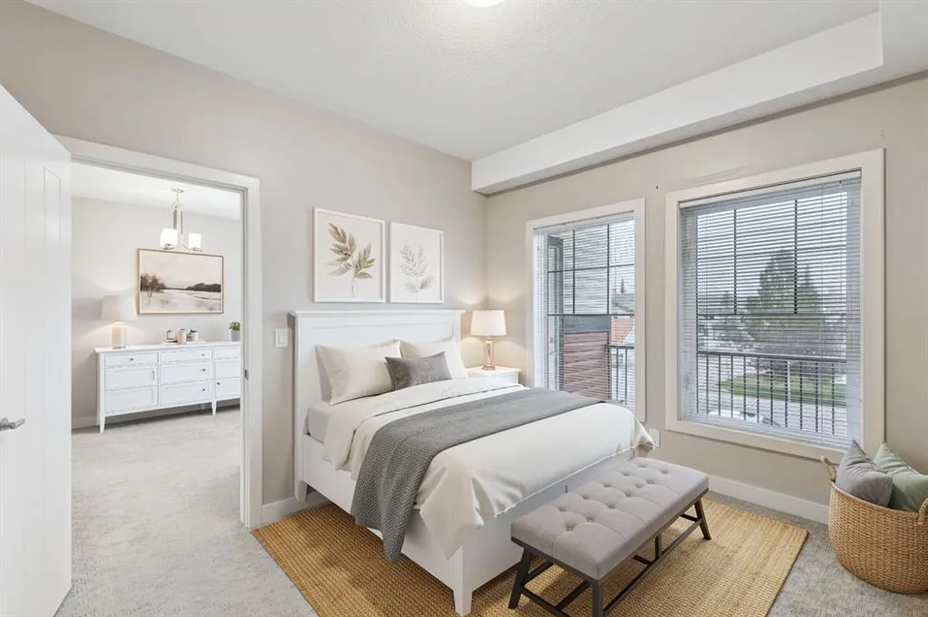 20 Royal Oak Plaza NW #210