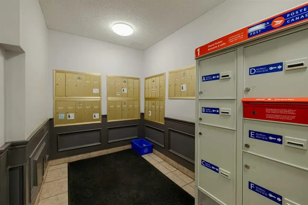1328 13 Avenue SW #201