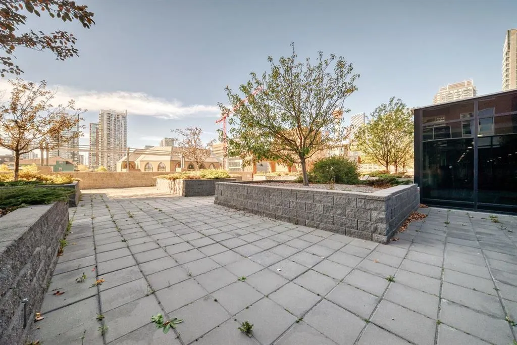 1320 1 Street SE #401