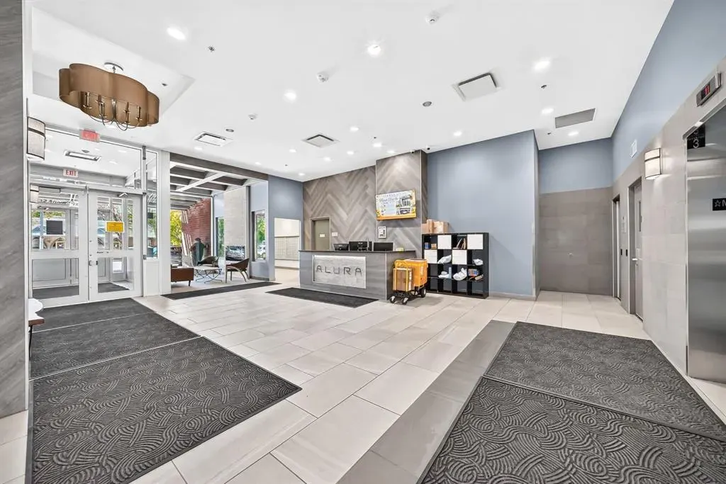 1320 1 Street SE #401