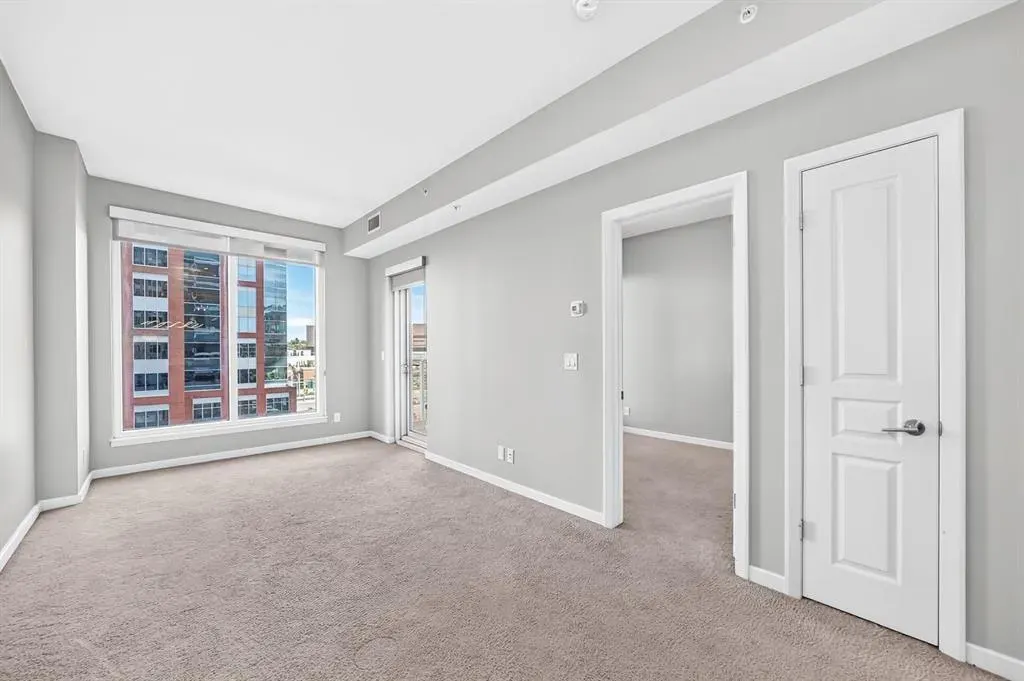 1320 1 Street SE #401