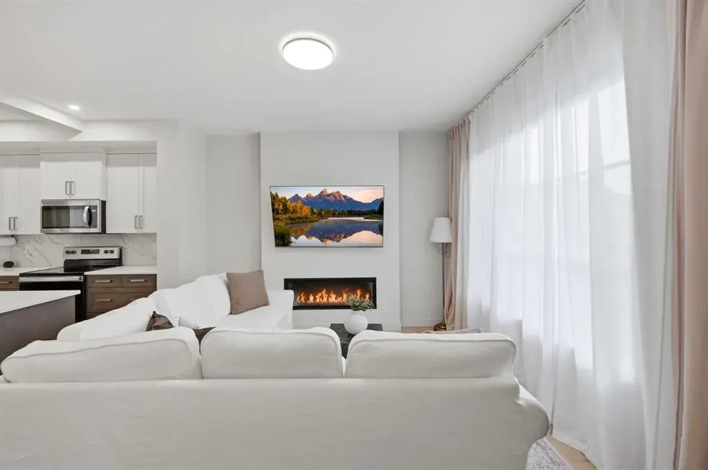 7 Lambeau Lane SE