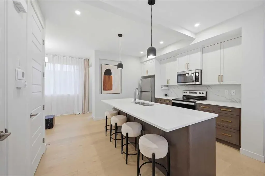 7 Lambeau Lane SE