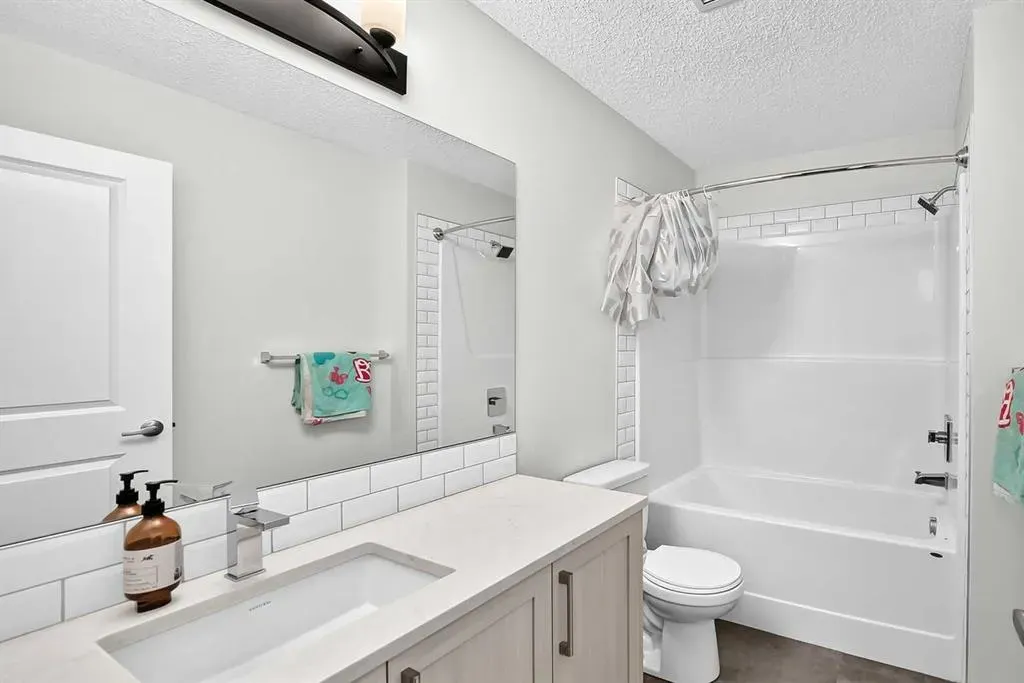 40 Carrington Plaza NW #120