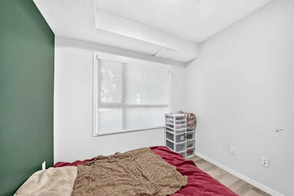 40 Carrington Plaza NW #120