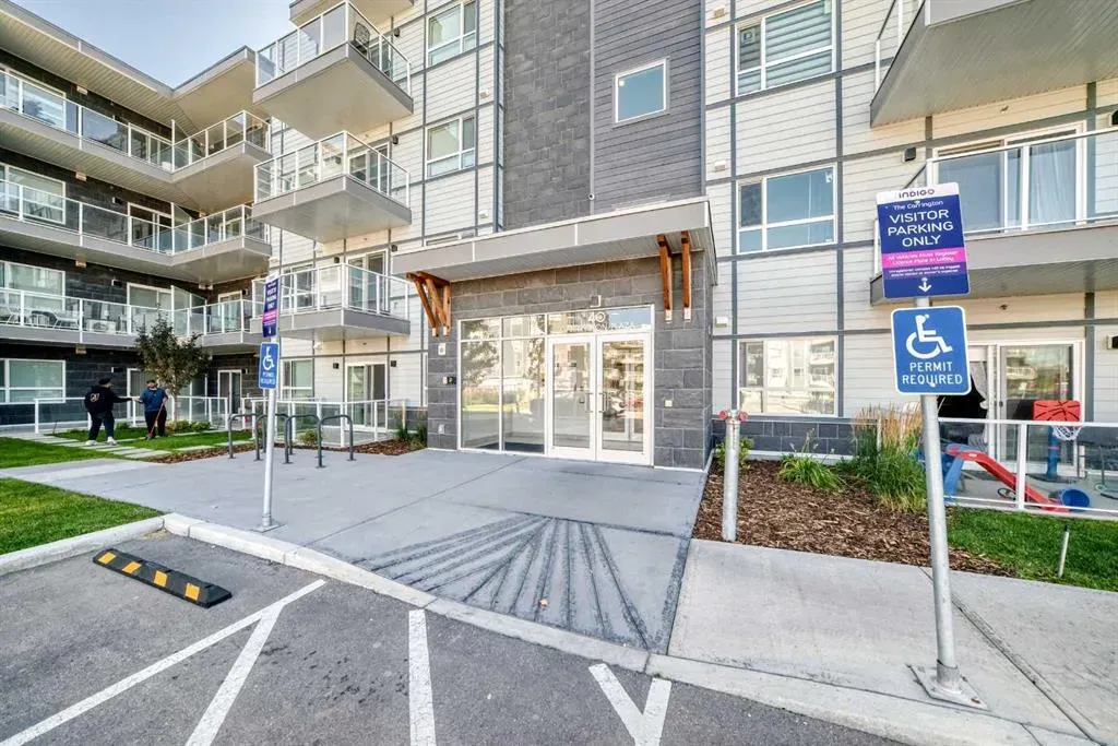 40 Carrington Plaza NW #120