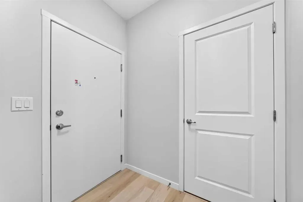 40 Carrington Plaza NW #120