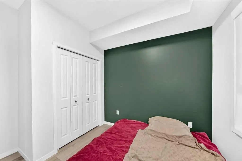 40 Carrington Plaza NW #120