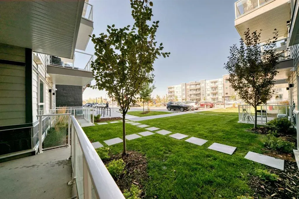 40 Carrington Plaza NW #120