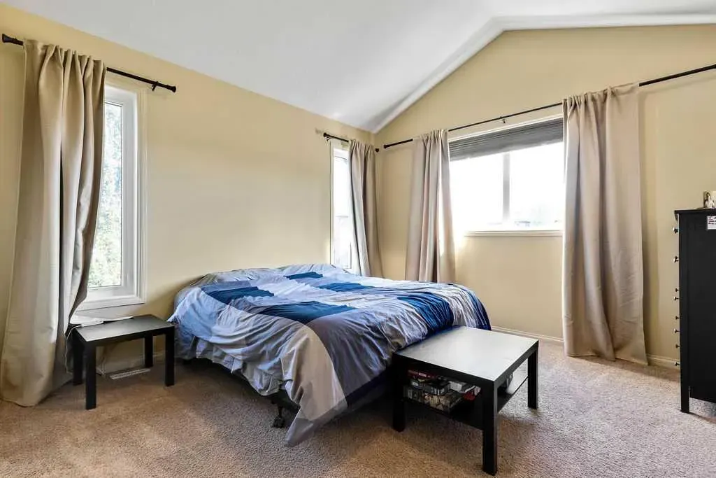 17 Dain Place NW