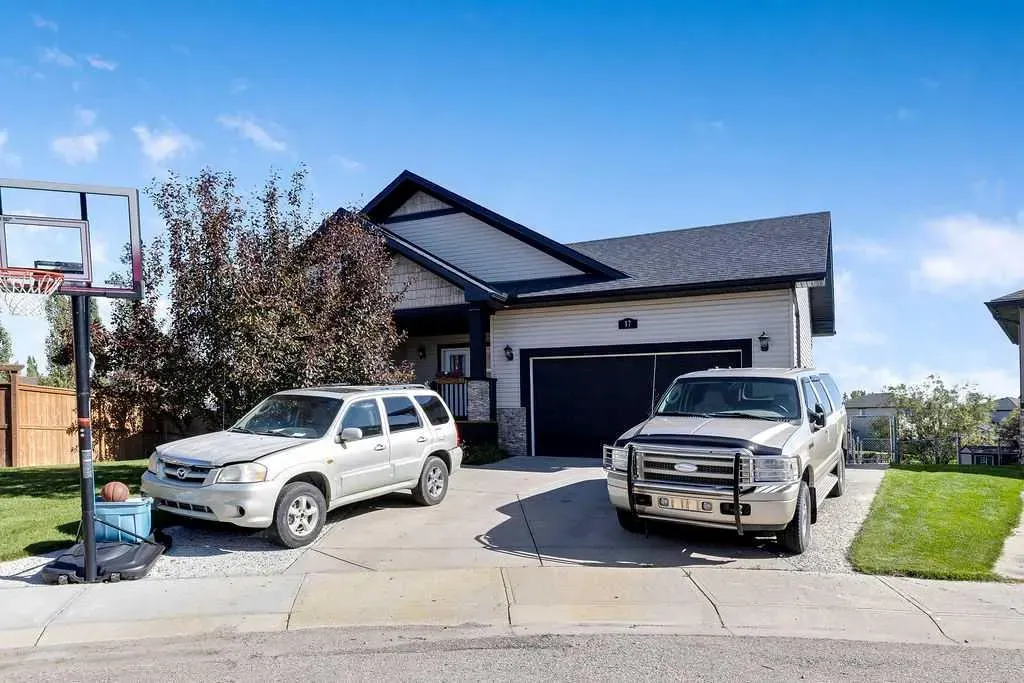 17 Dain Place NW