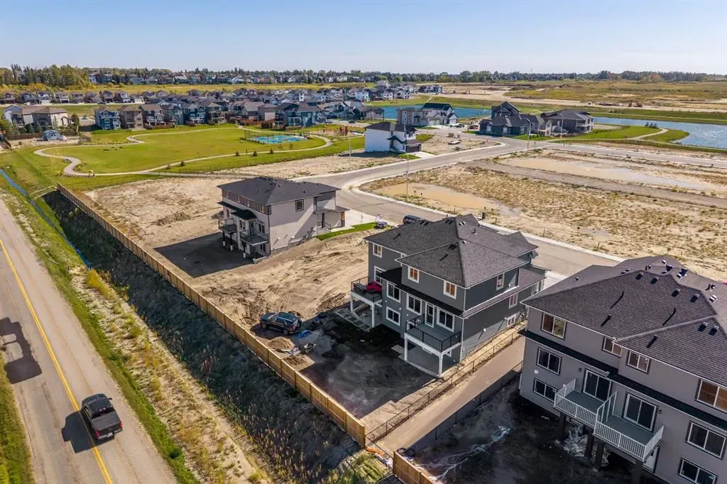 150 Lakewood Crescent