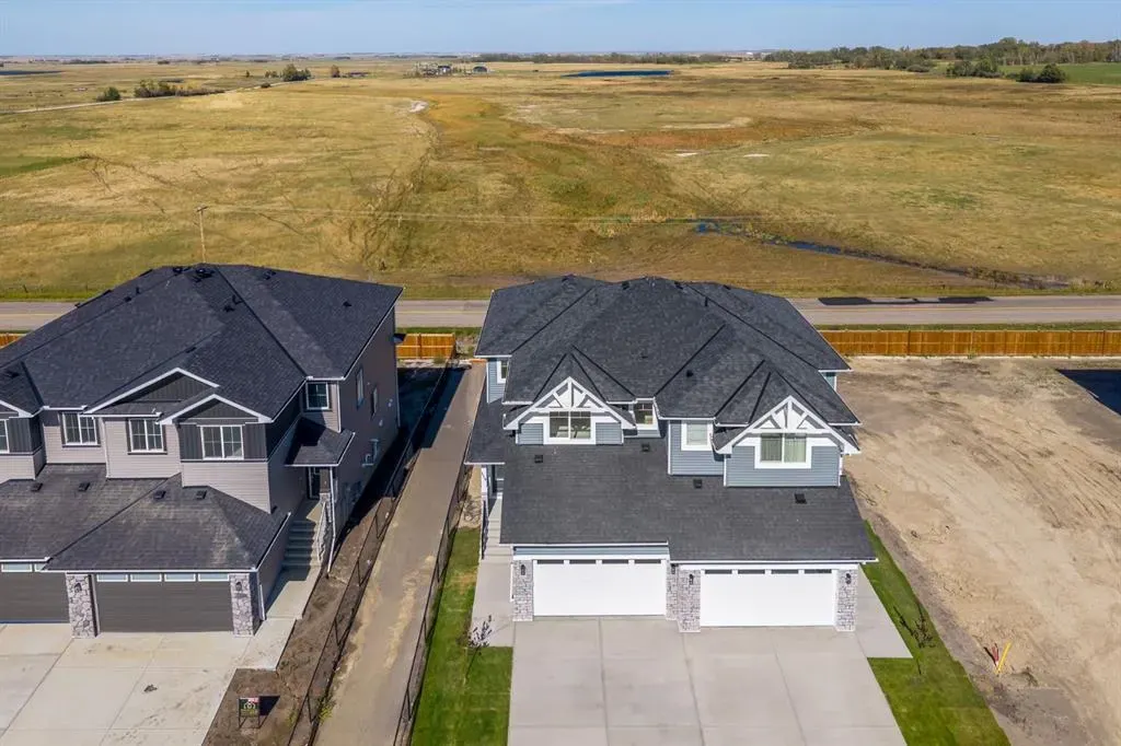 150 Lakewood Crescent