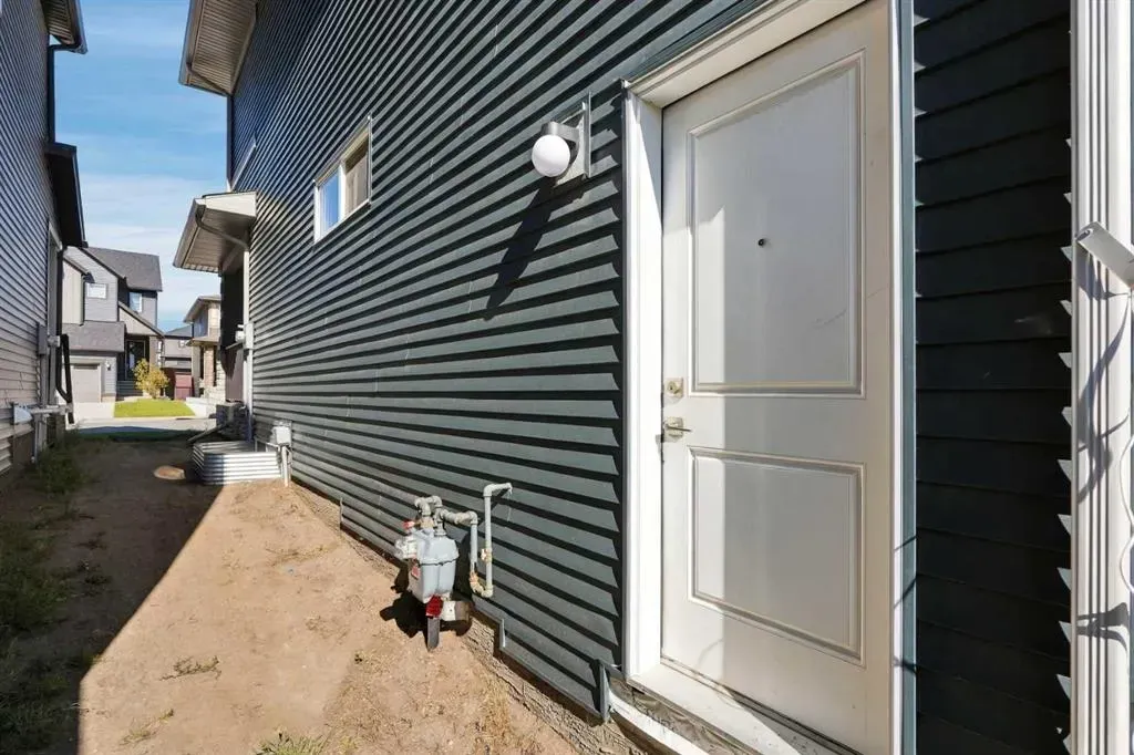 2320 Lancaster Heights SE