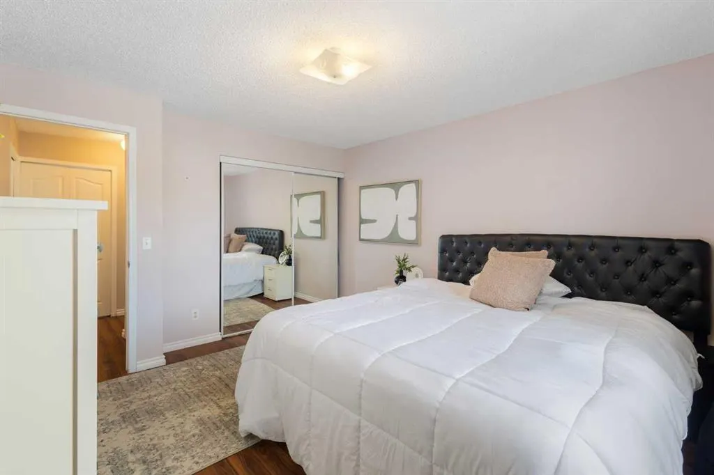 33 Arbour Grove Close NW #413