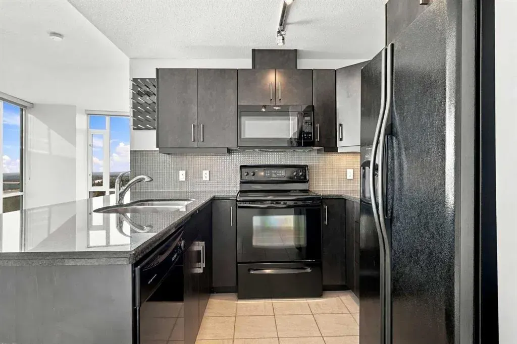210 15 Avenue SE #2106