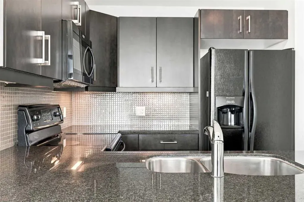210 15 Avenue SE #2106