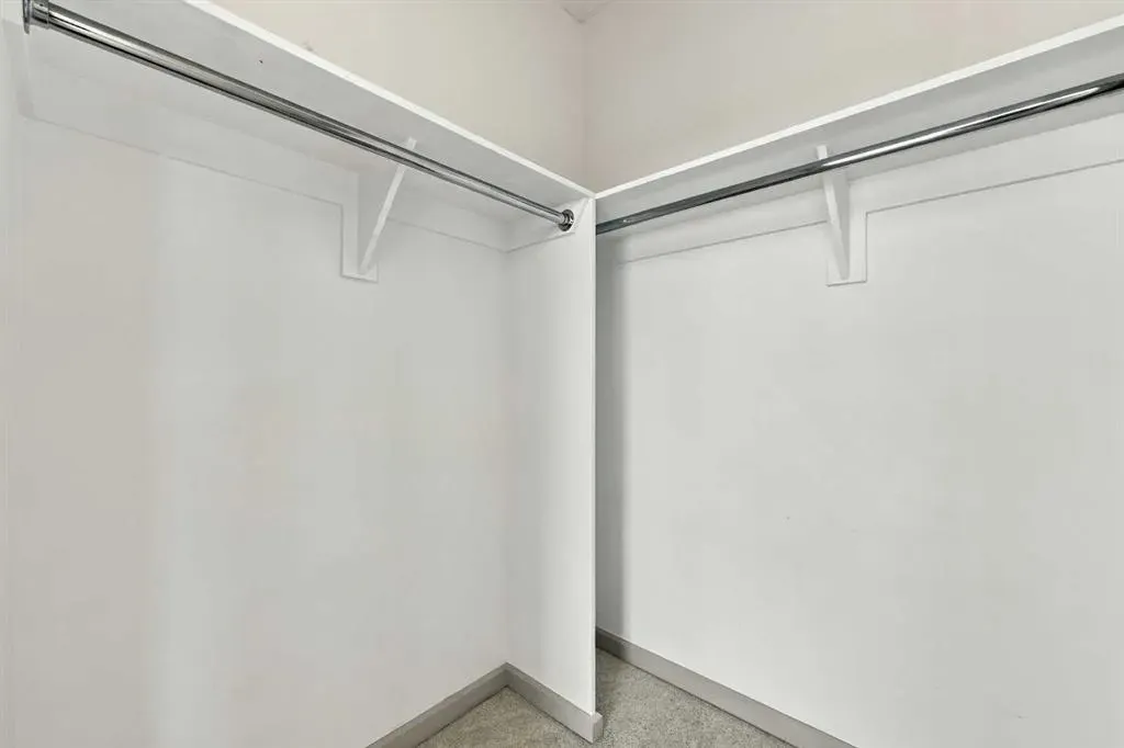 210 15 Avenue SE #2106