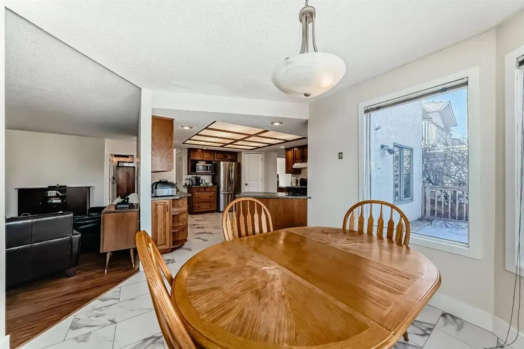 320 Sunmills Drive SE