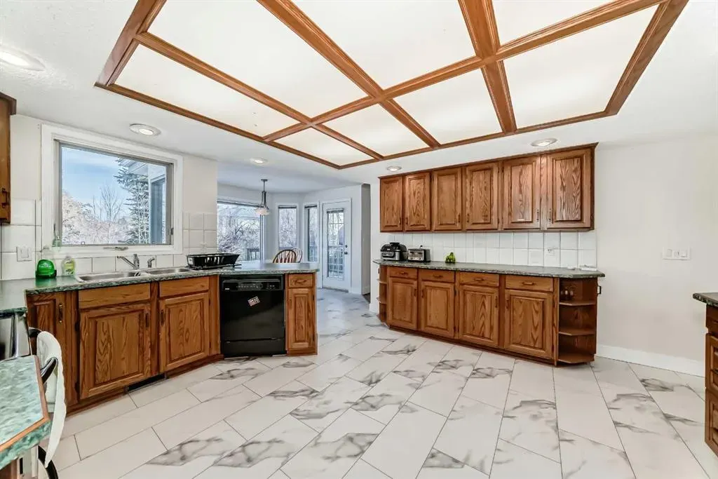 320 Sunmills Drive SE