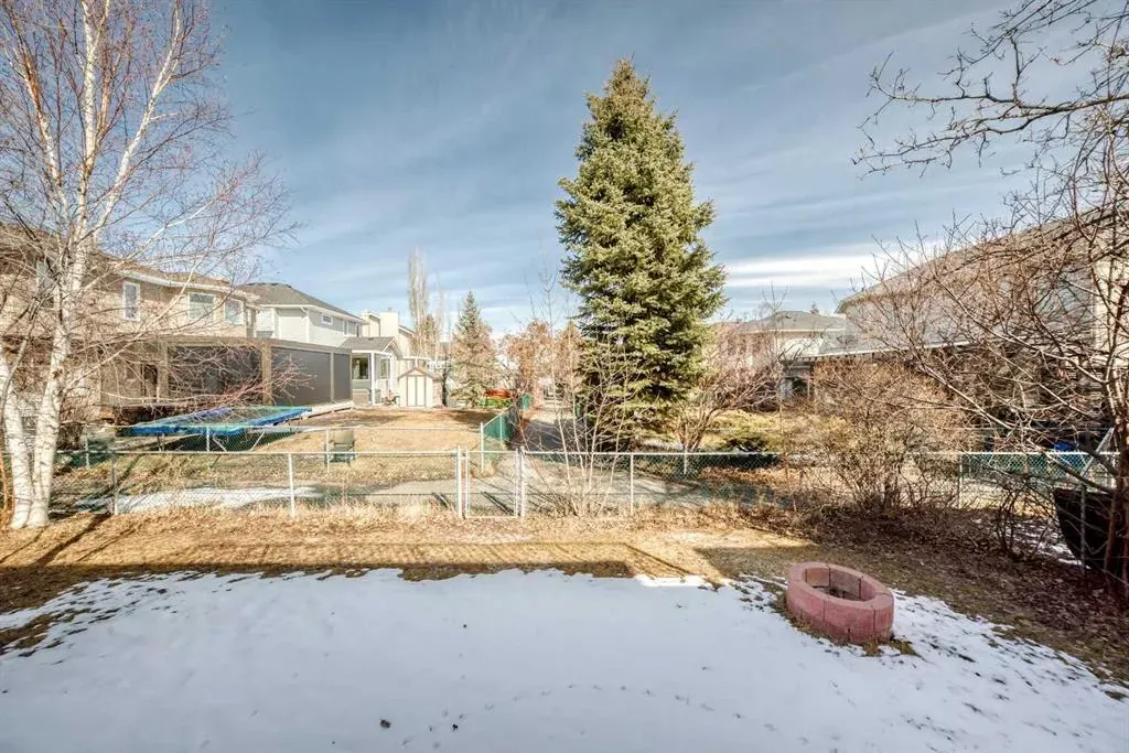 320 Sunmills Drive SE