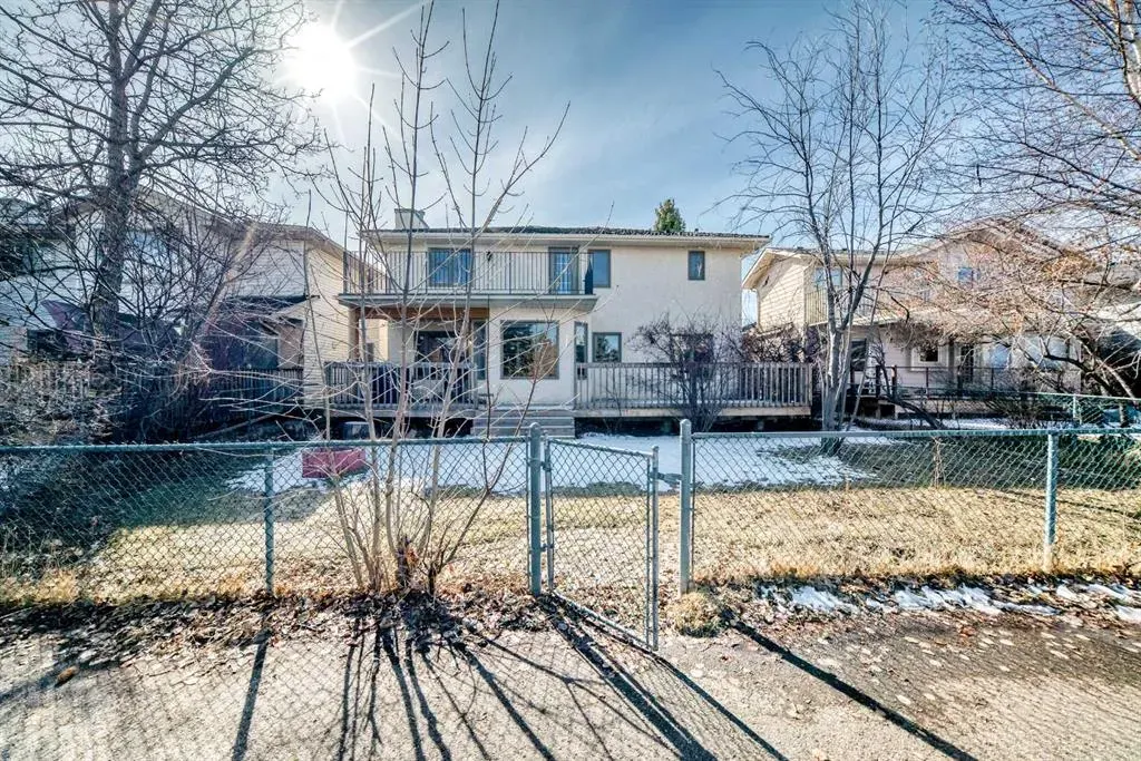 320 Sunmills Drive SE