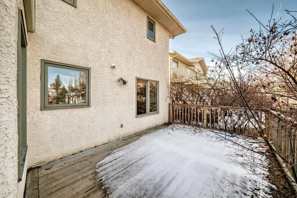 320 Sunmills Drive SE