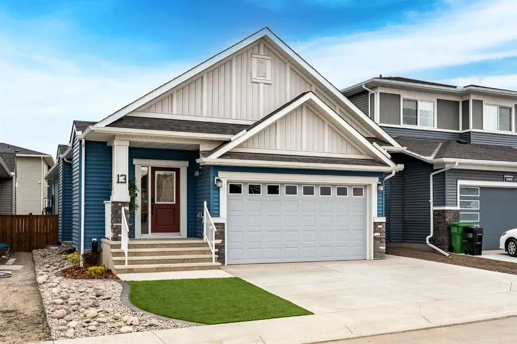 13 Bayview Mews SW