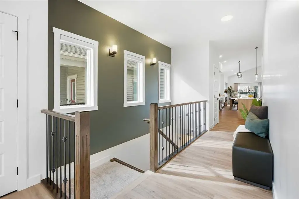 13 Bayview Mews SW